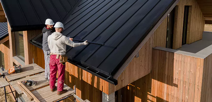 Metal Roof Maintenance in Carlsbad